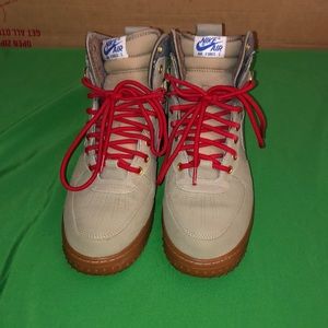 Men Nike shoes size 10.5 good condition